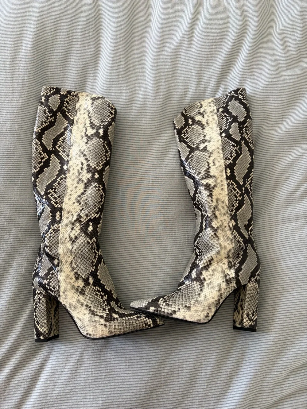 New Knee-High Snake Python-Print Block Heel Boots - White/Brown